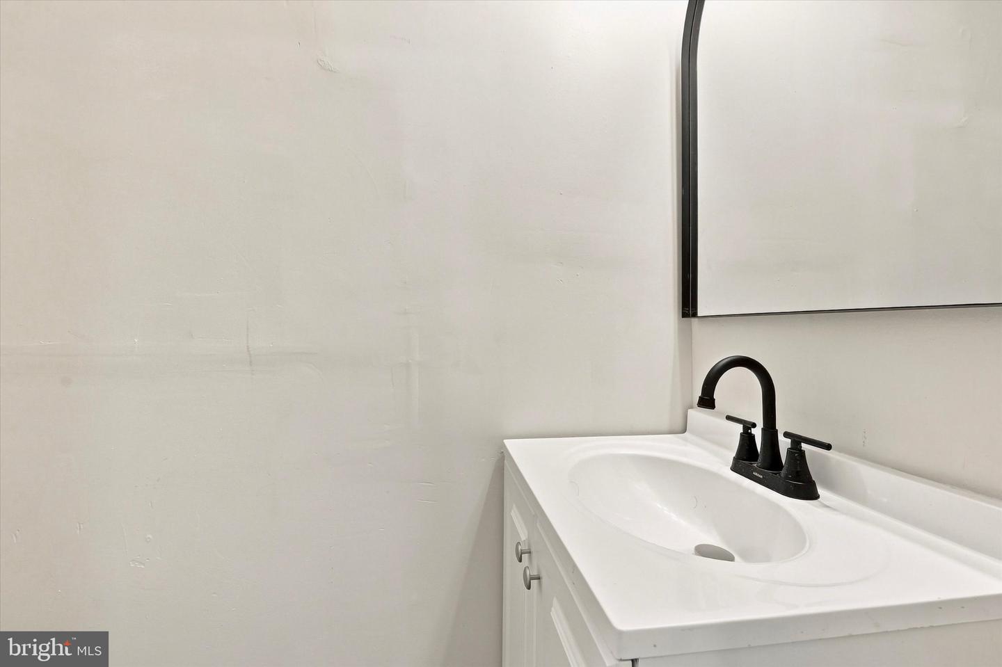 1711 N Wilton St Property Photo 9