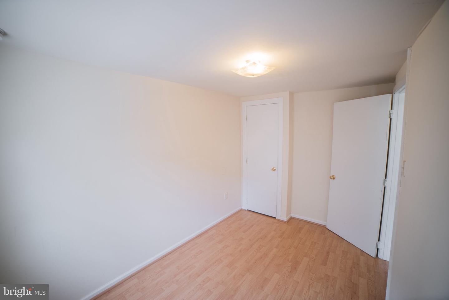 1305 N Lawrence St #6 Property Photo 8