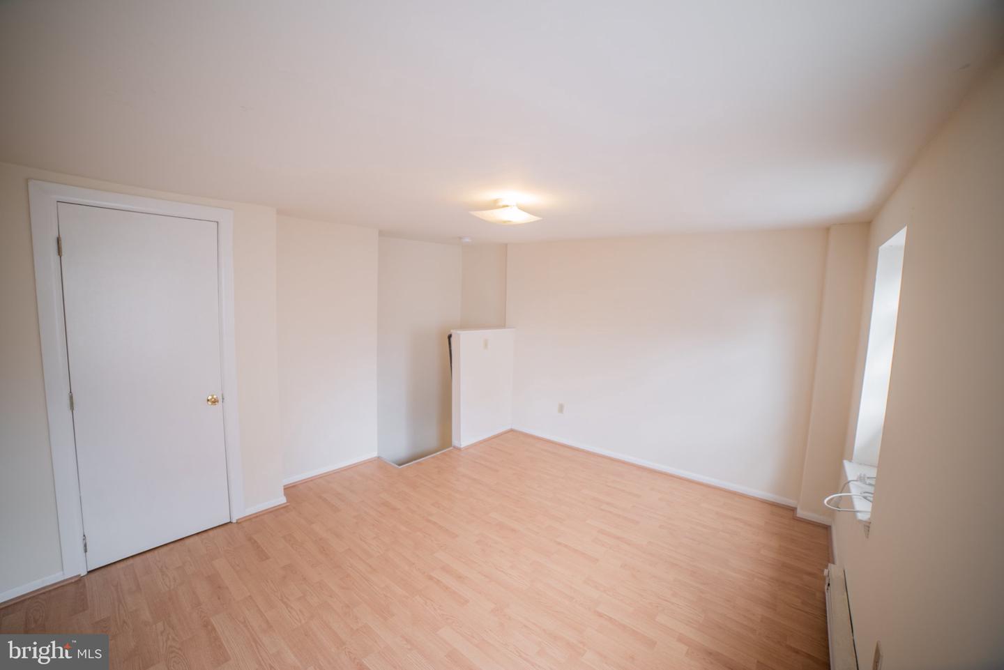 1305 N Lawrence St #6 Property Photo 12