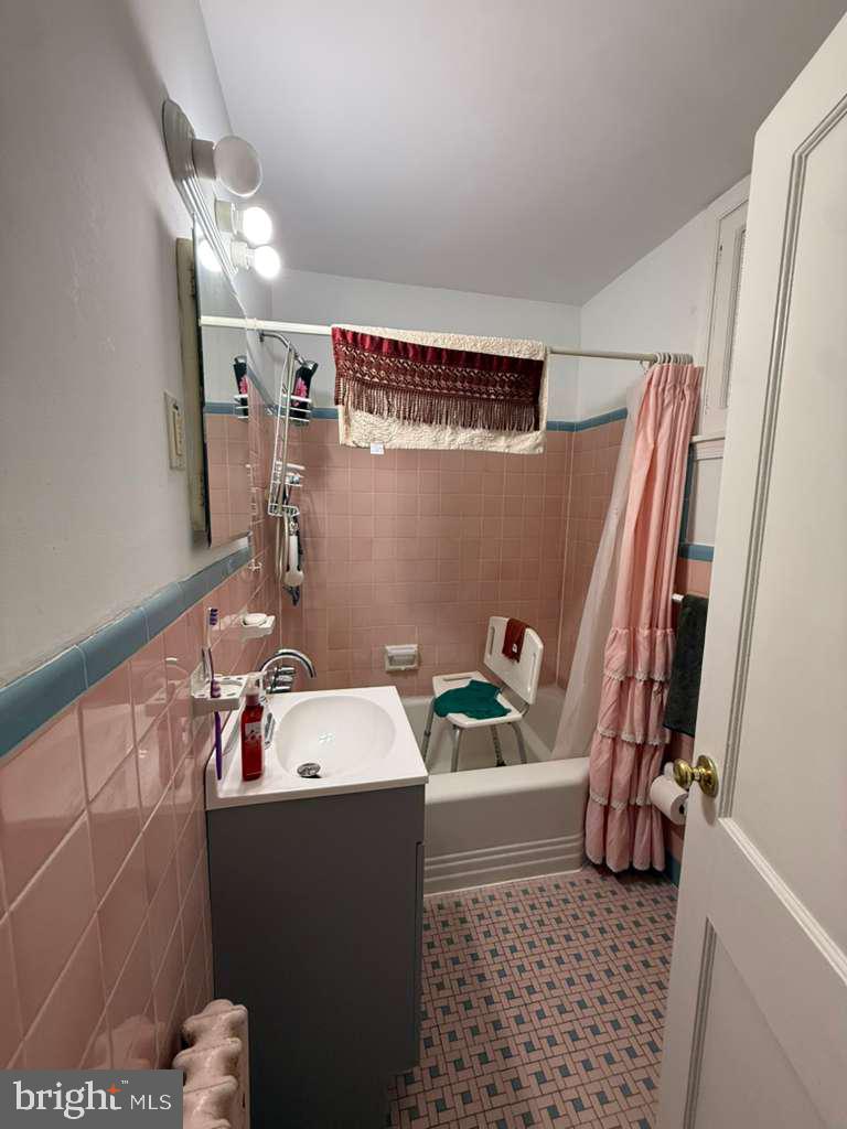 3224 Tyson Ave Property Photo 4