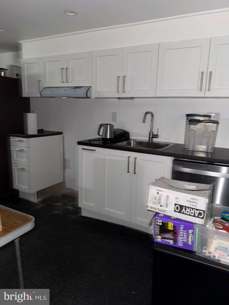 3224 Tyson Ave Property Photo 5