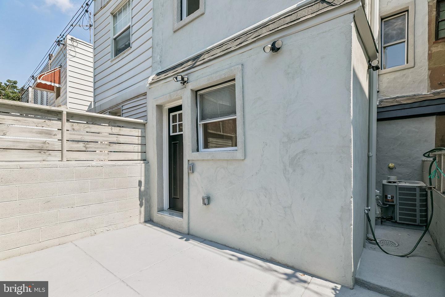 1652 S Lecount St Property Photo 18