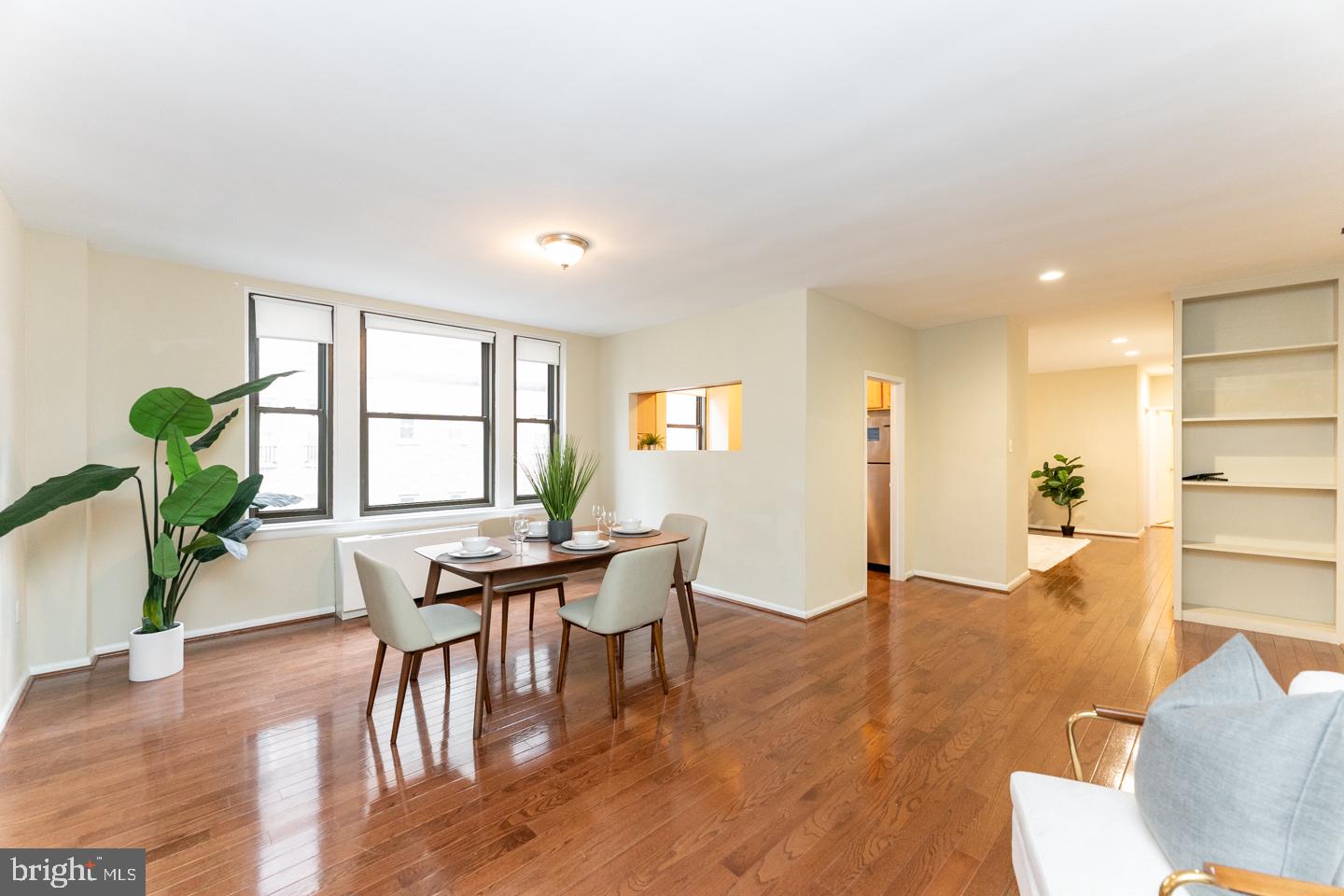 135 S 19th St #1607-08 Property Photo 2