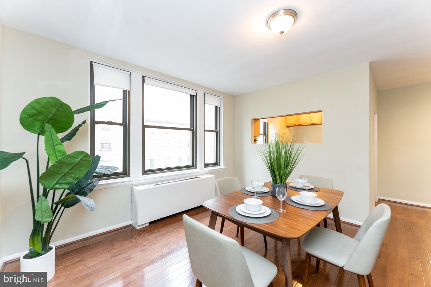135 S 19th St #1607-08 Property Photo 3