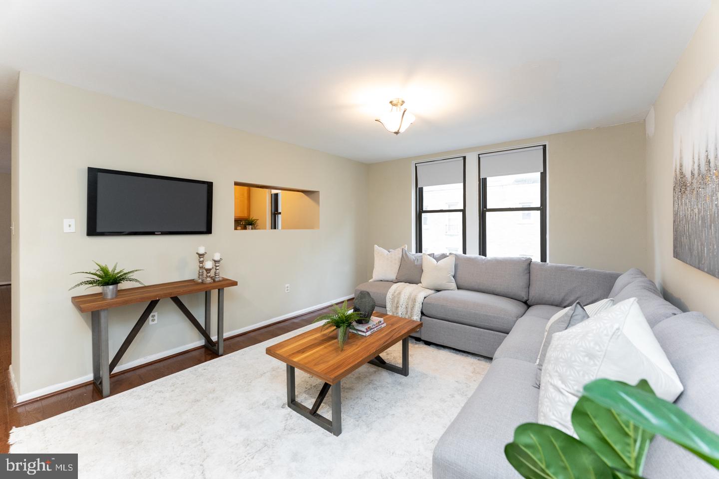 135 S 19th St #1607-08 Property Photo 10