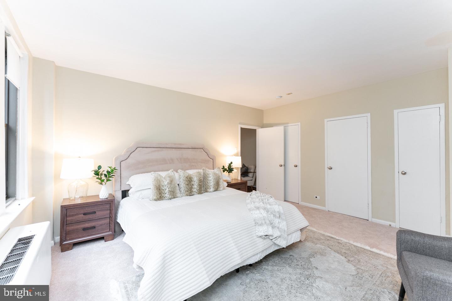 135 S 19th St #1607-08 Property Photo 14