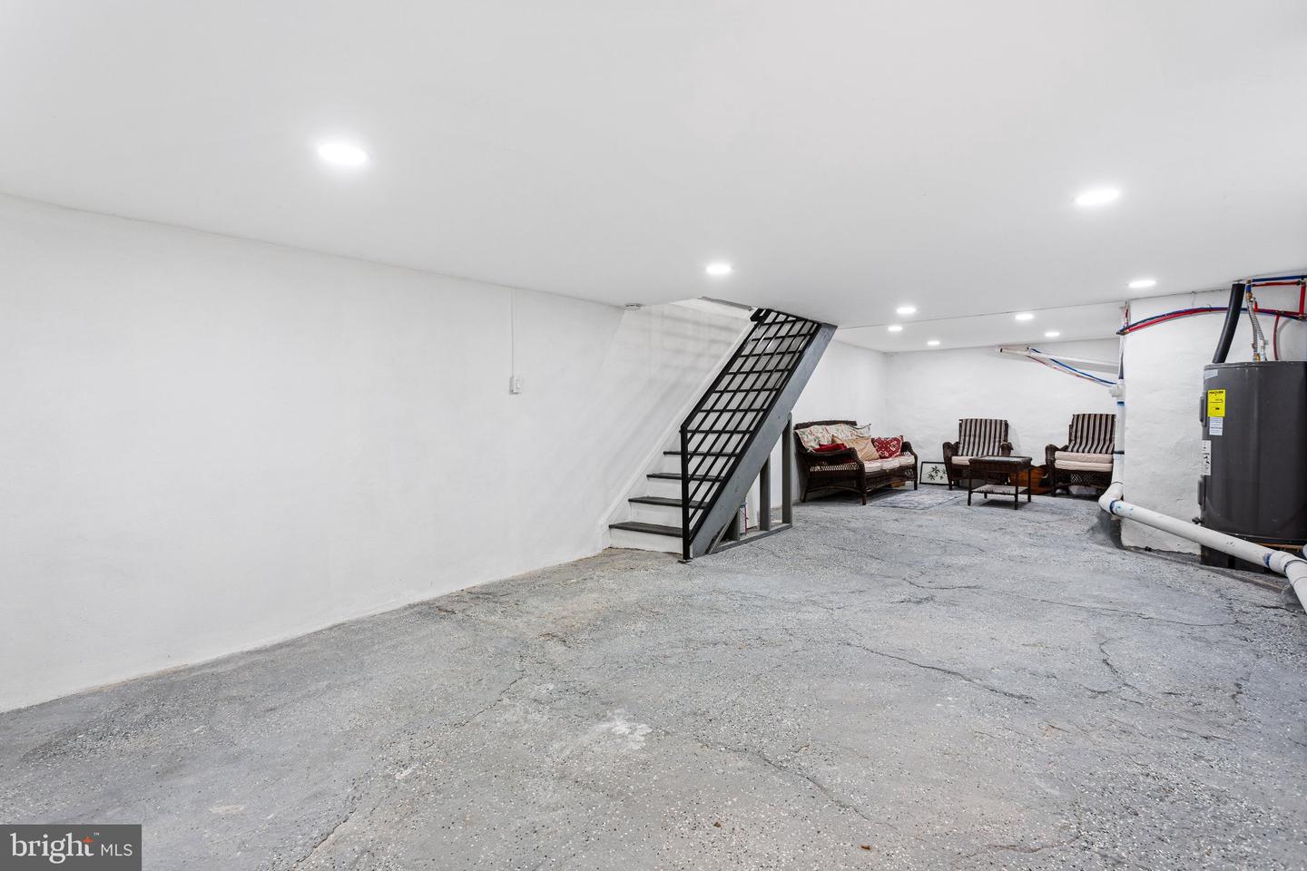 611 W Allegheny Ave Property Photo 20