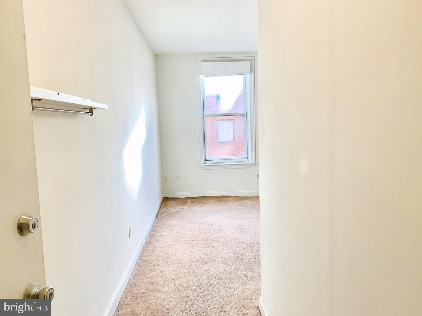 1211 Locust St #2f Property Photo 2