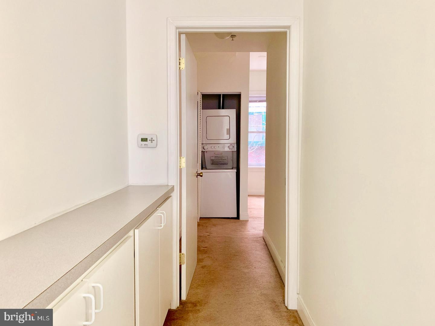 1211 Locust St #2f Property Photo 6