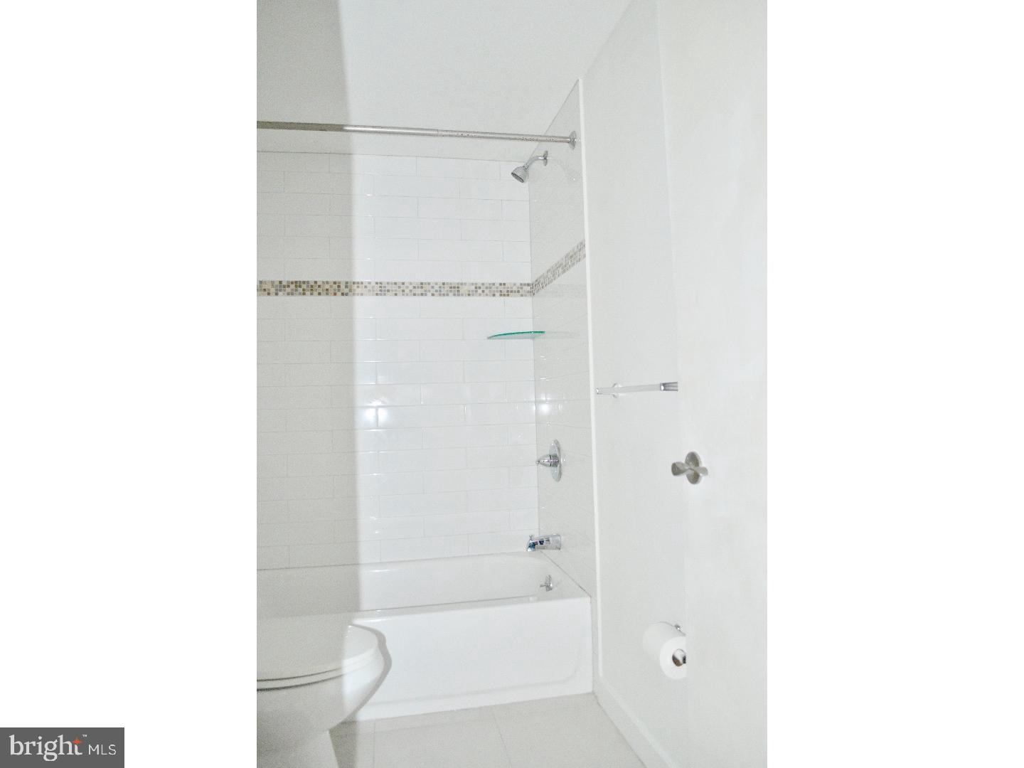 1300 Spruce St #3c Property Photo 6