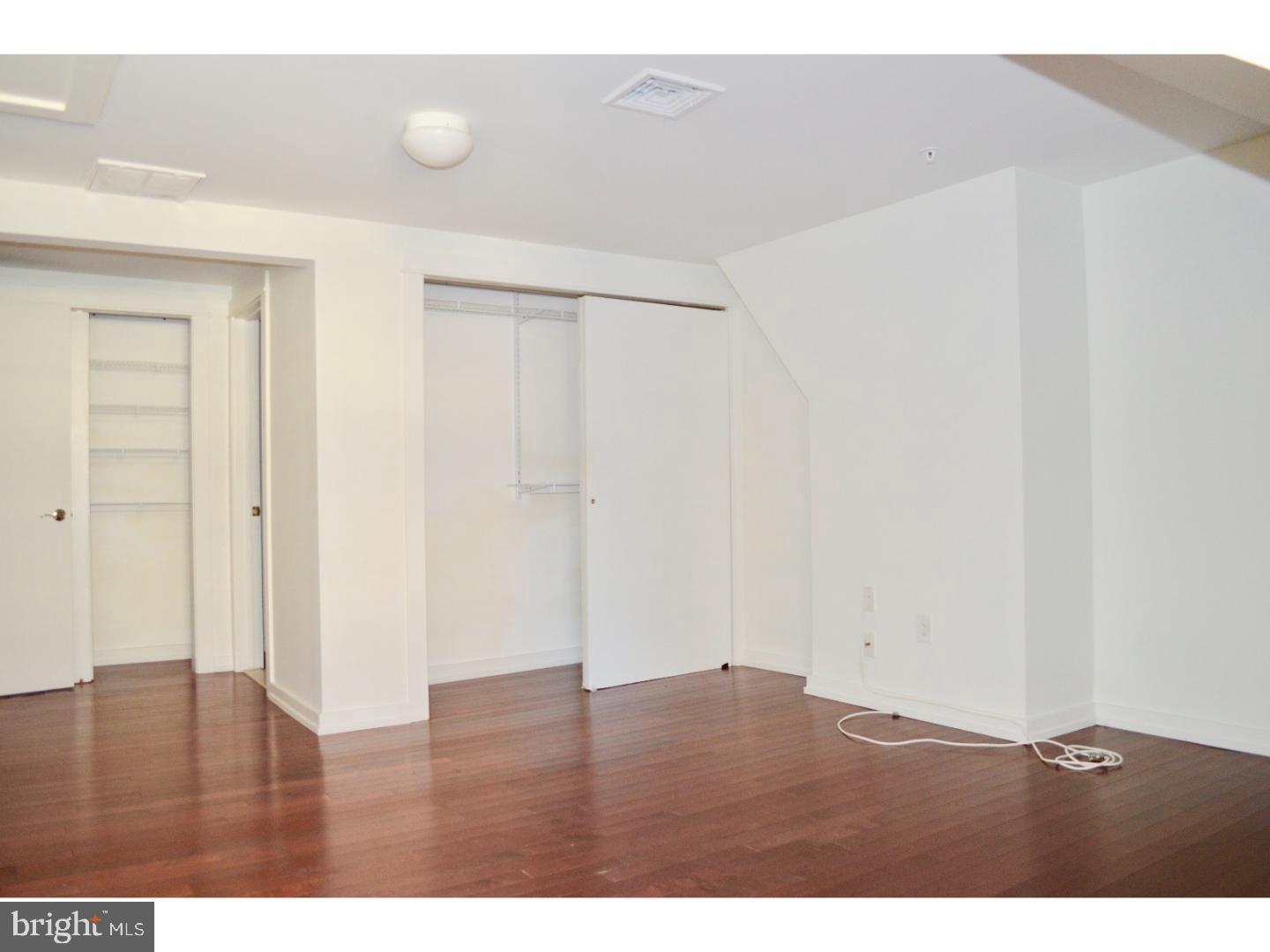 1300 Spruce St #3c Property Photo 8