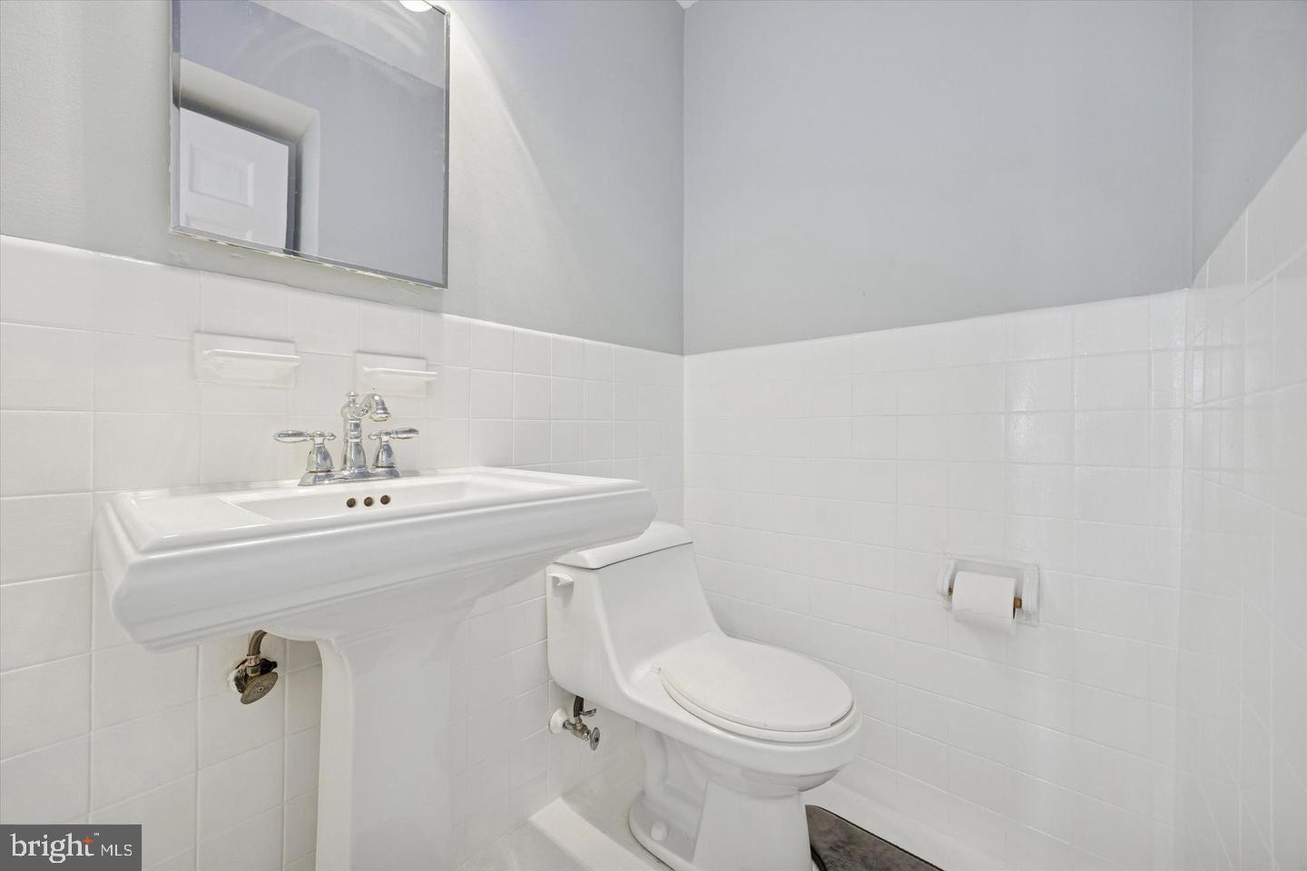 715 Rodman St #1 Property Photo 9
