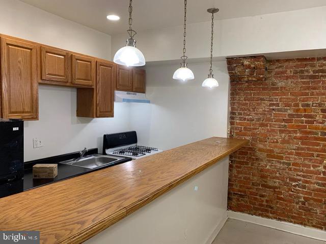 5331 MARKET ST Property Photo 1