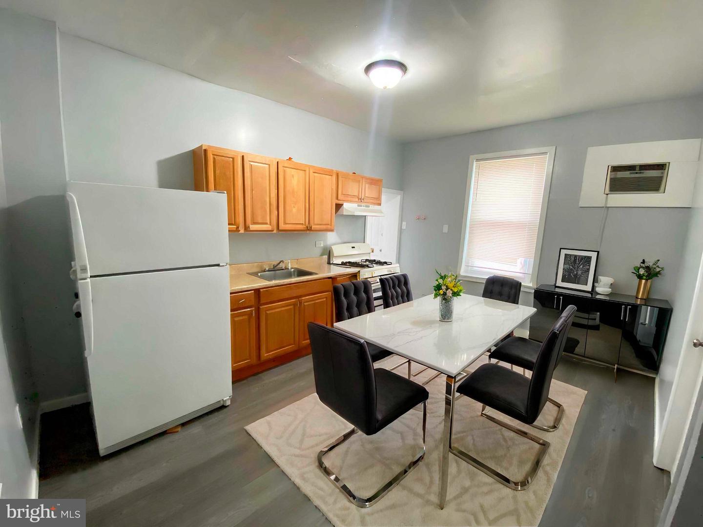 3168 Reach St Property Photo 2