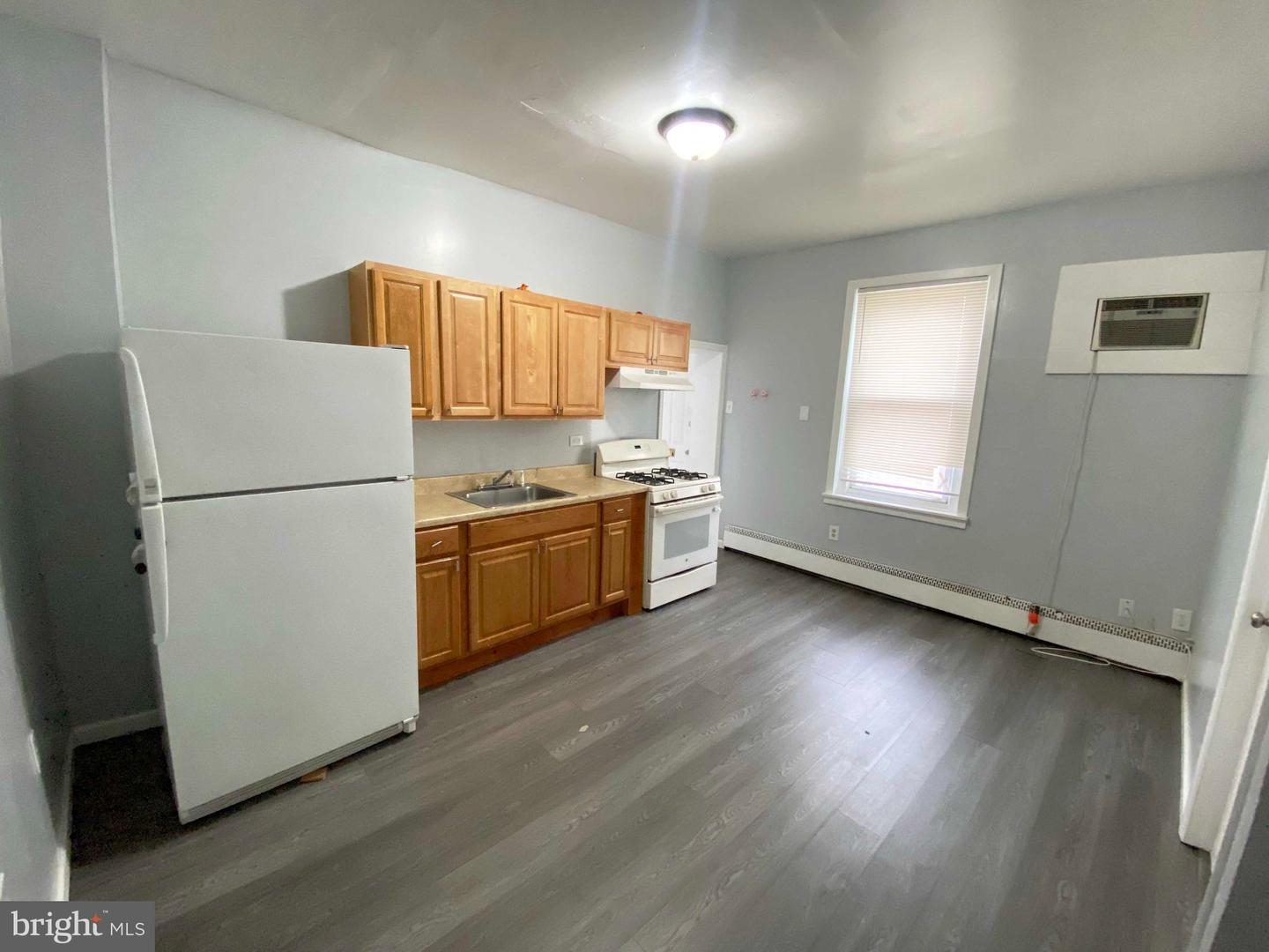3168 Reach St Property Photo 3