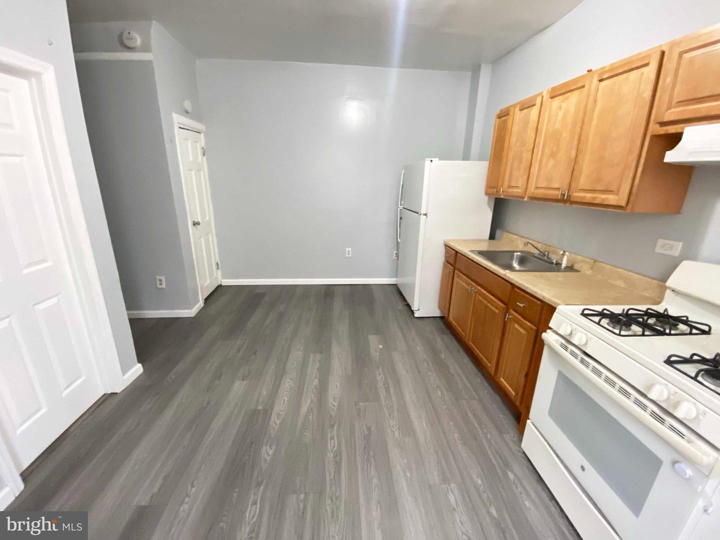 3168 Reach St Property Photo 4
