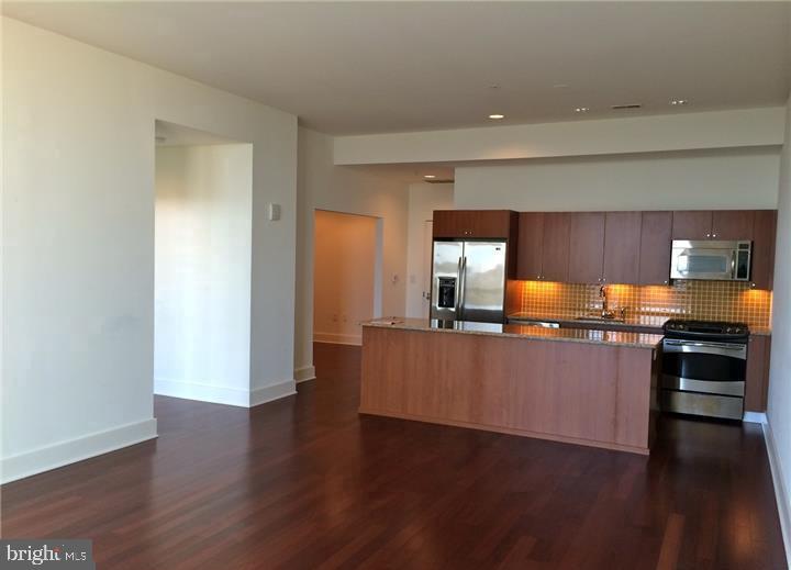 1101 Locust St #9c Property Photo 2