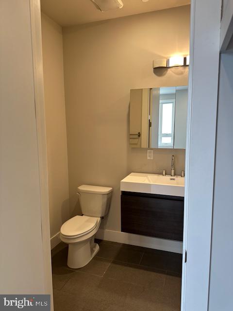 907-00 Leland St #3f Property Photo 10