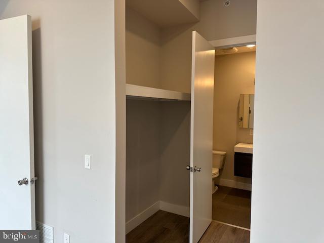 907-00 Leland St #3f Property Photo 19