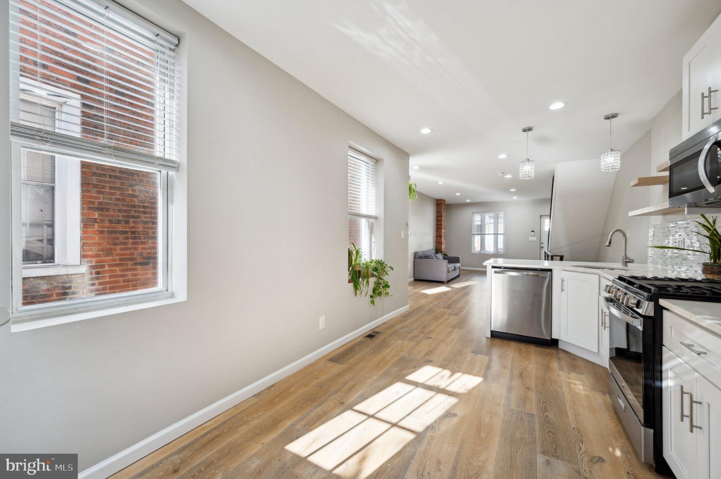 5212 Reinhard St Property Photo 6