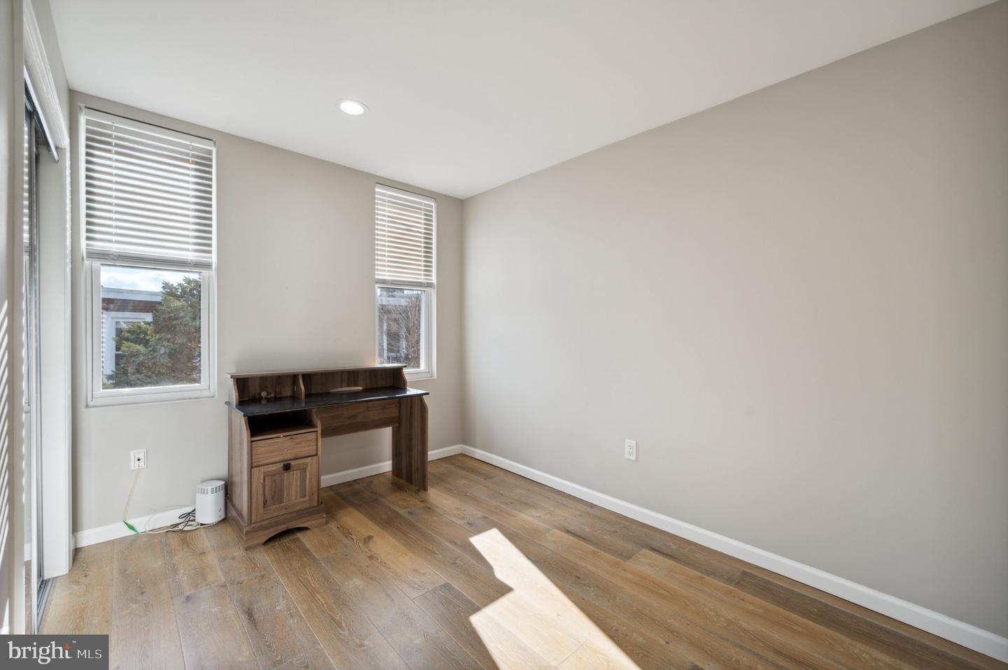 5212 Reinhard St Property Photo 10