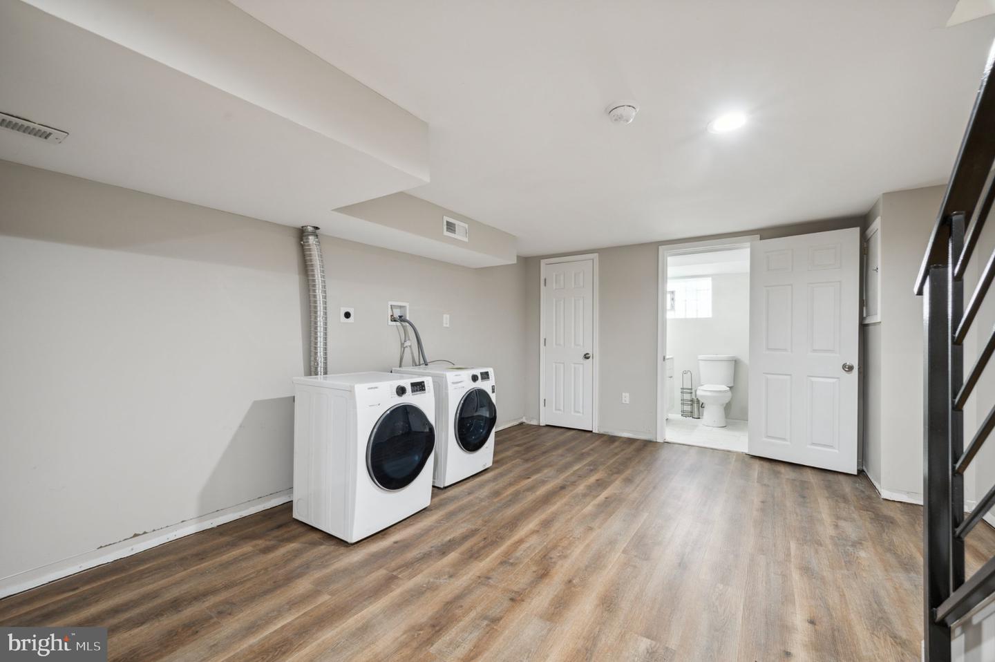 5212 Reinhard St Property Photo 14