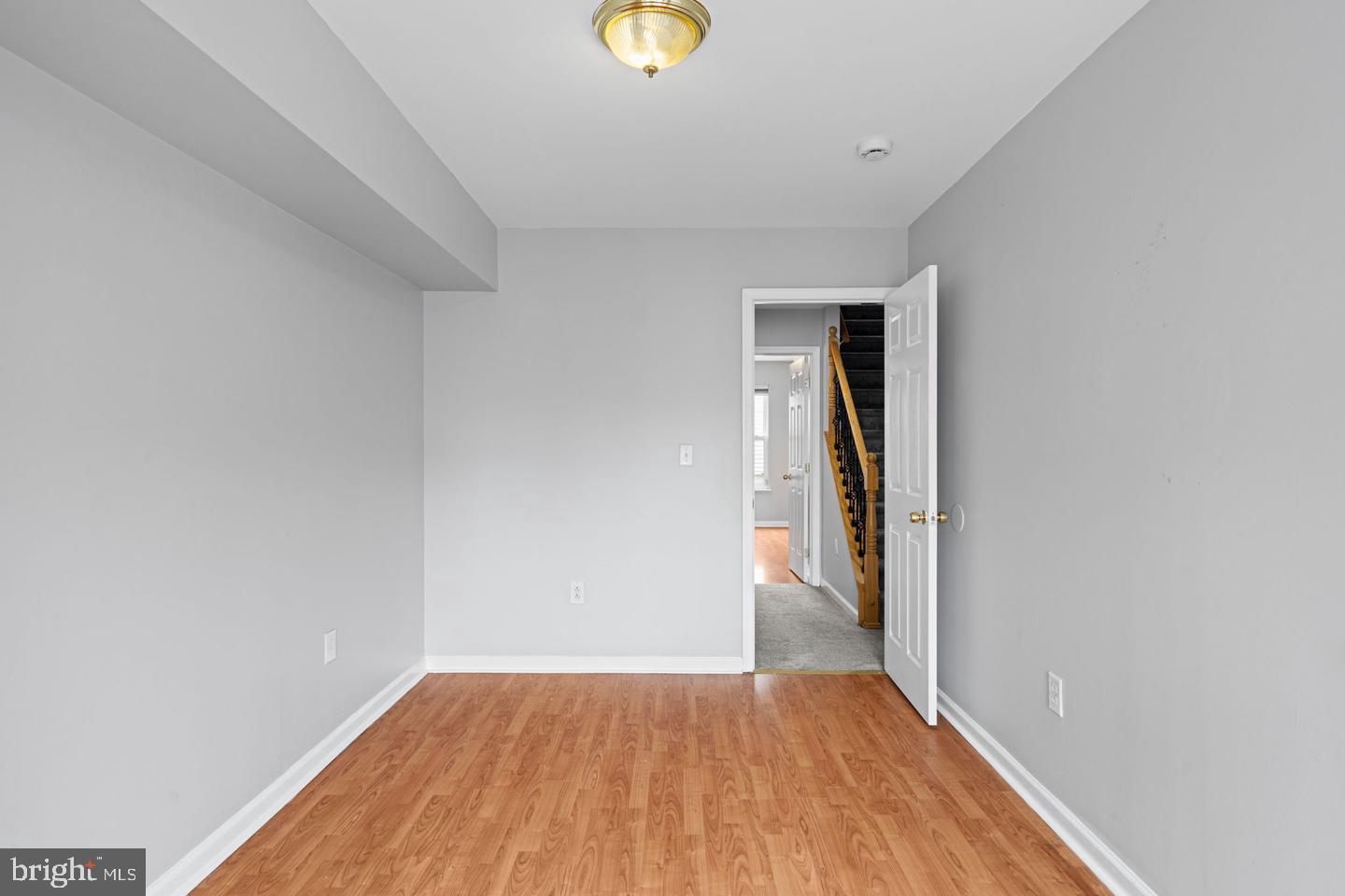 2310 E Cabot St Property Photo 18