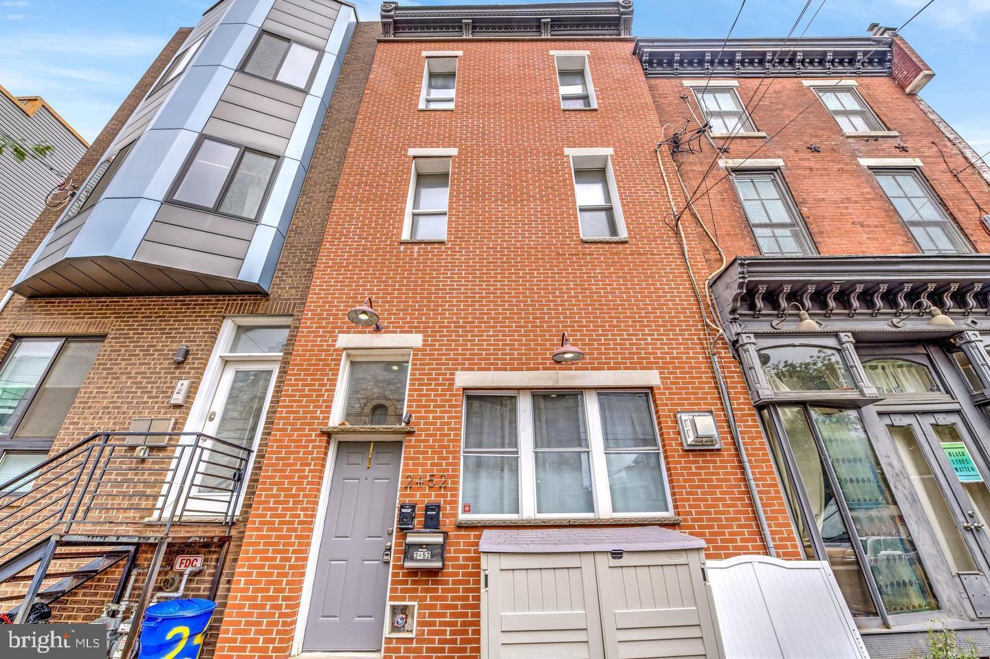 2452 Frankford Ave #2 Property Photo 1