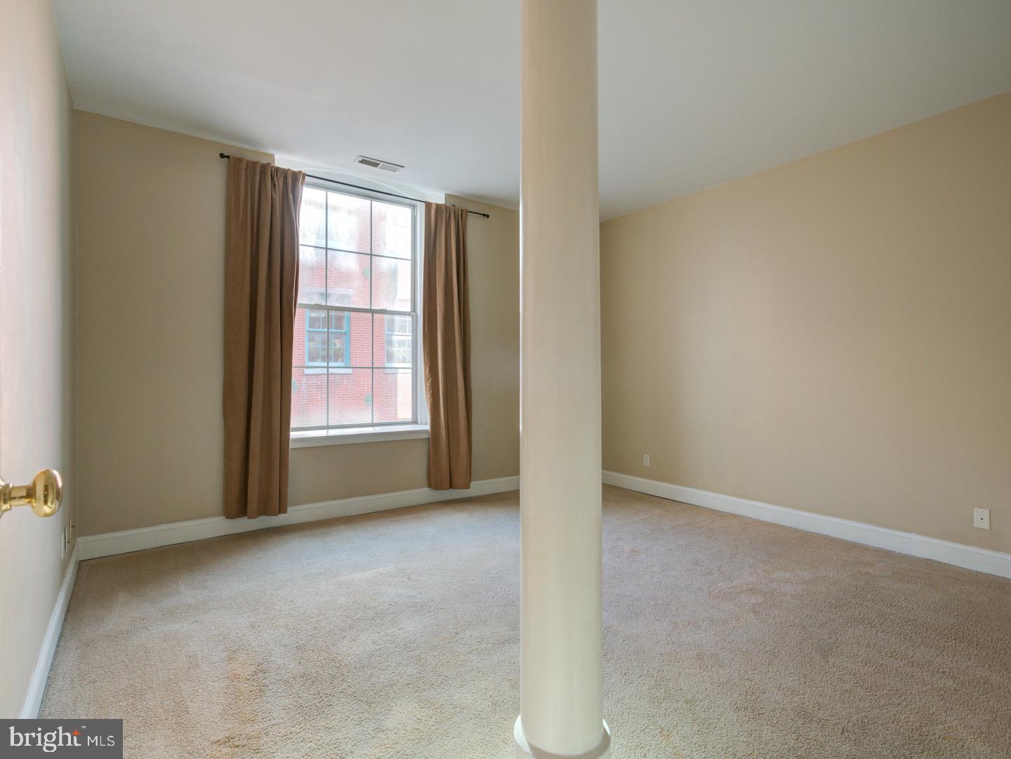 102-122 Church St #301 Property Photo 6