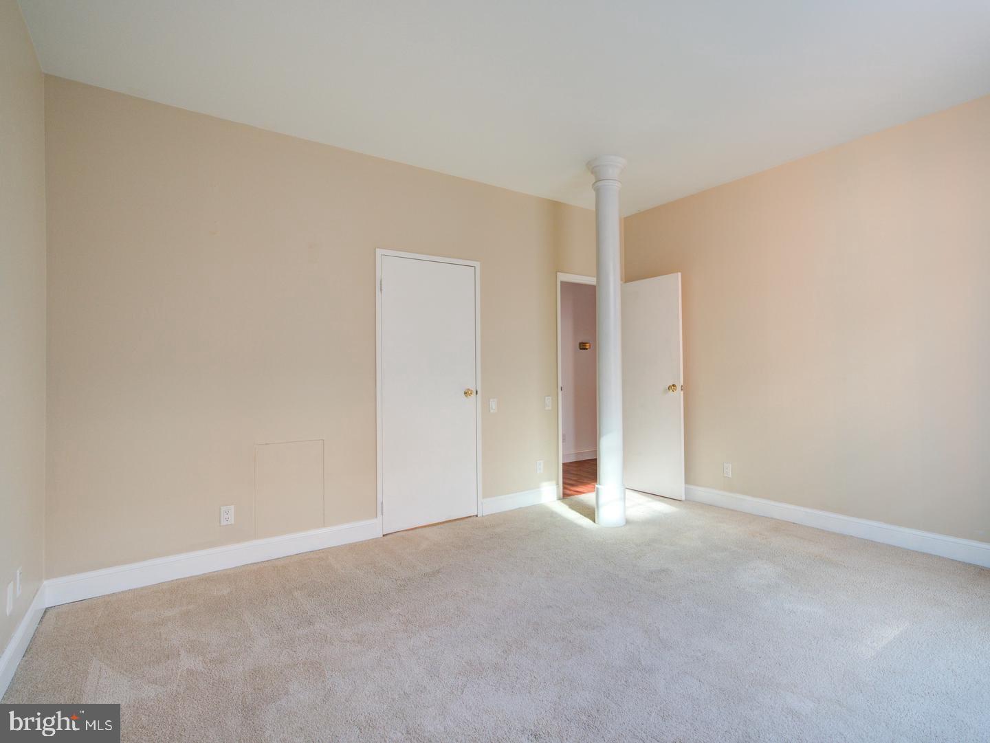 102-122 Church St #301 Property Photo 7