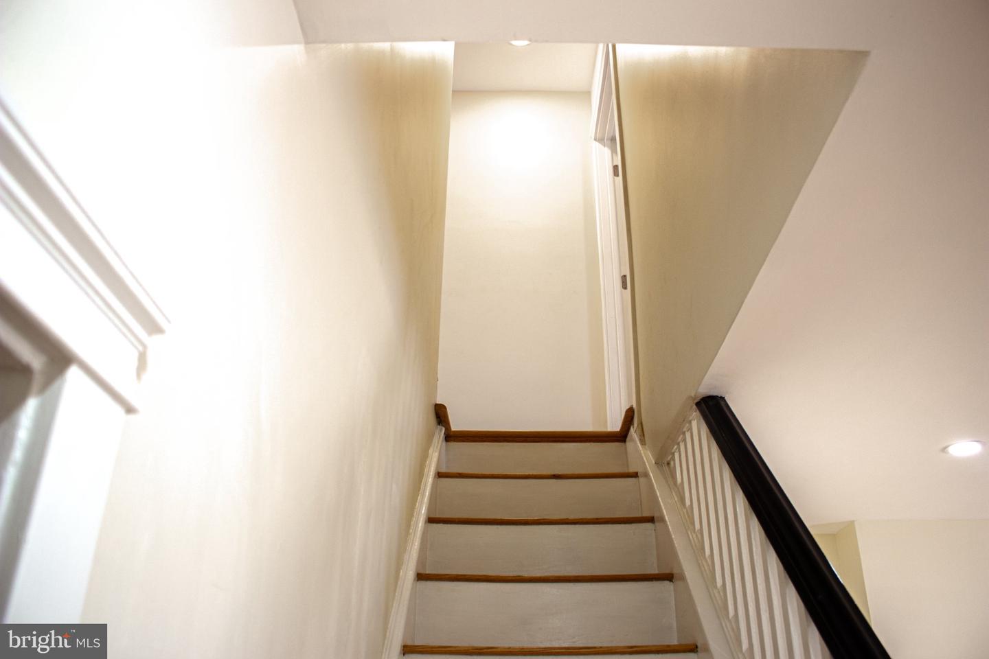 404 Delmar St Property Photo 14