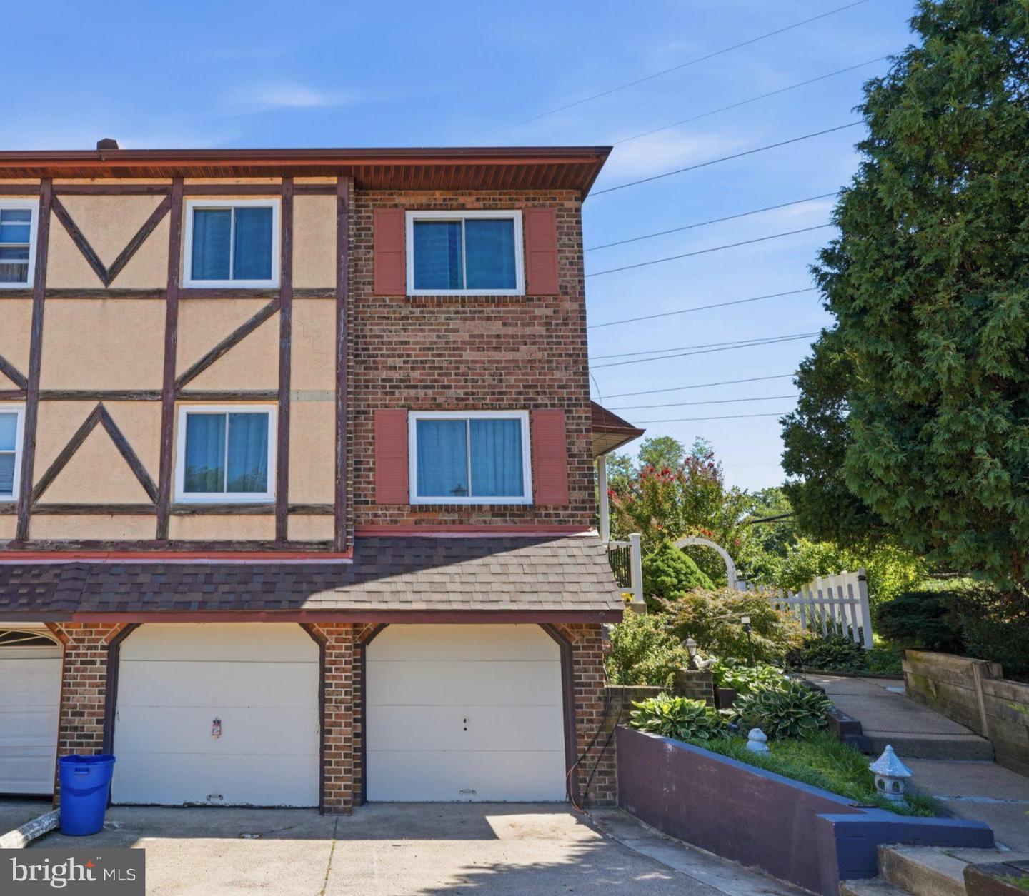 15181 Beverly Dr Property Photo 2