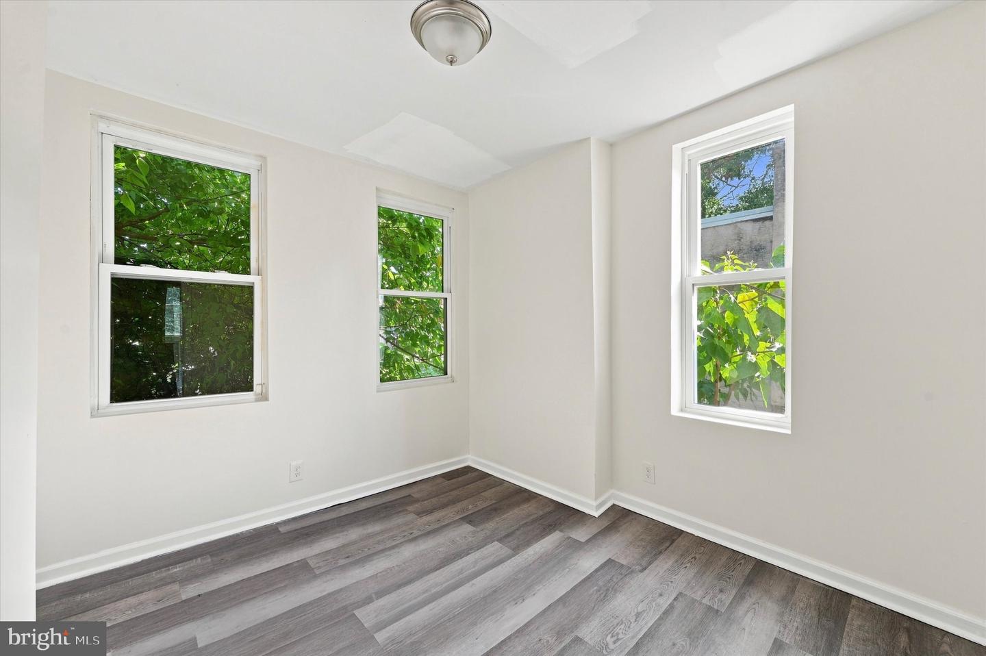 6070 Upland St Property Photo 19