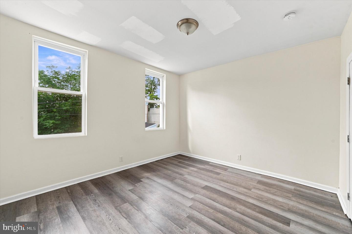 6070 Upland St Property Photo 24
