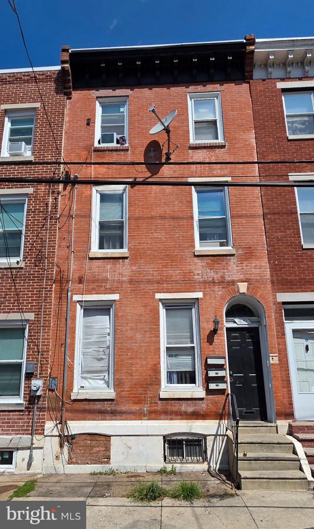 3839 HAVERFORD AVE Property Photo 1