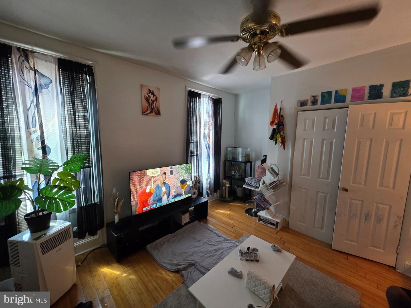 3839 Haverford Ave Property Photo 7