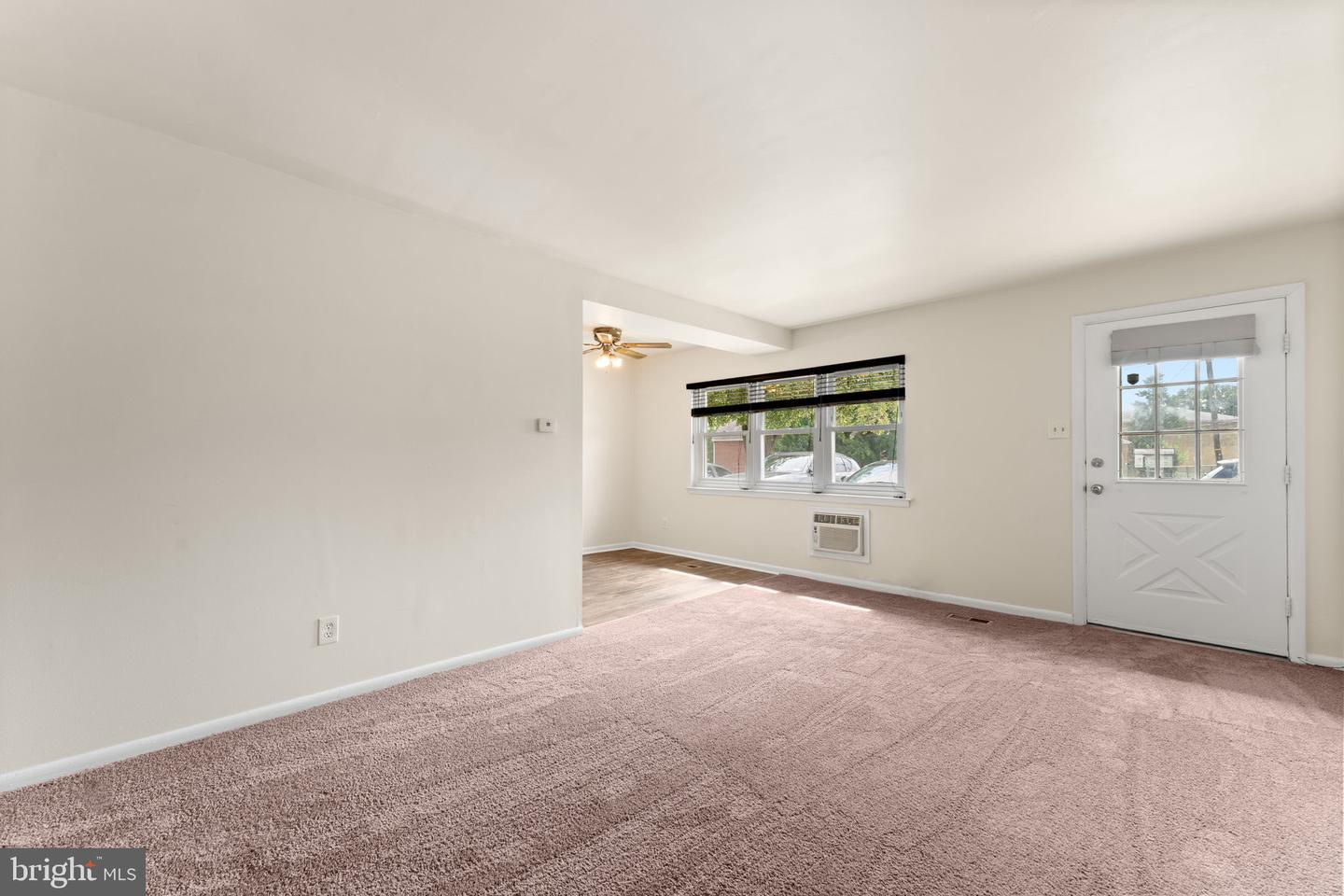 10014 Verree Rd Property Photo 4