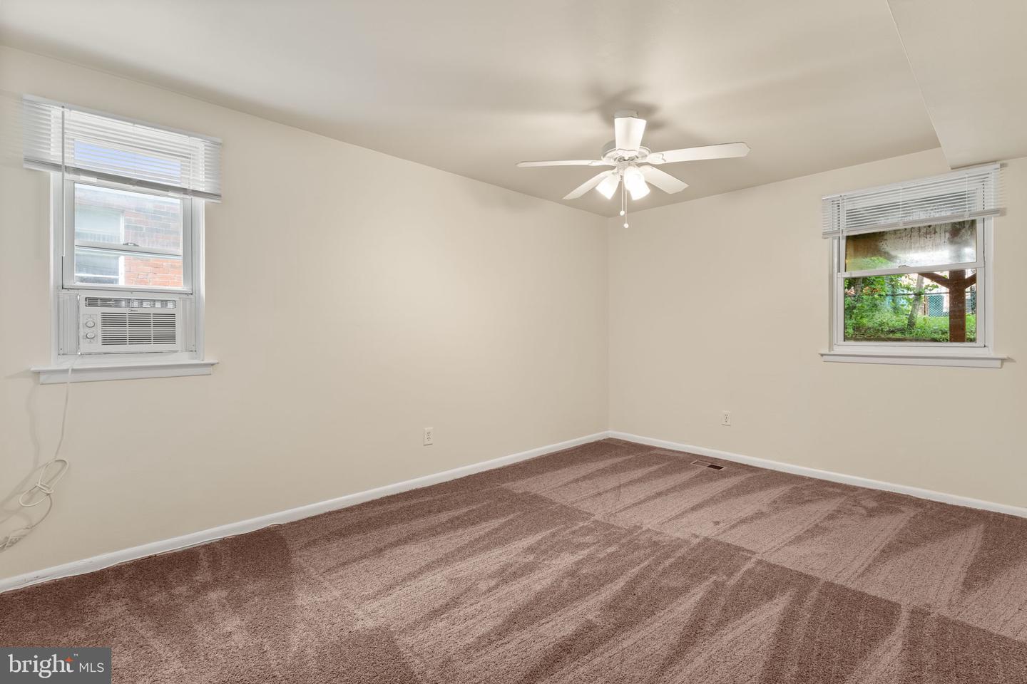 10014 Verree Rd Property Photo 14