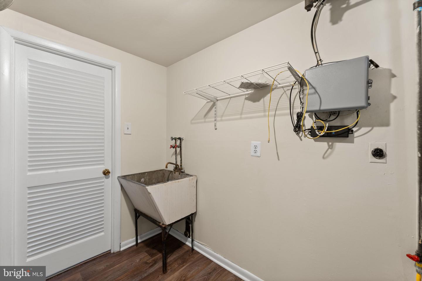 10014 Verree Rd Property Photo 20
