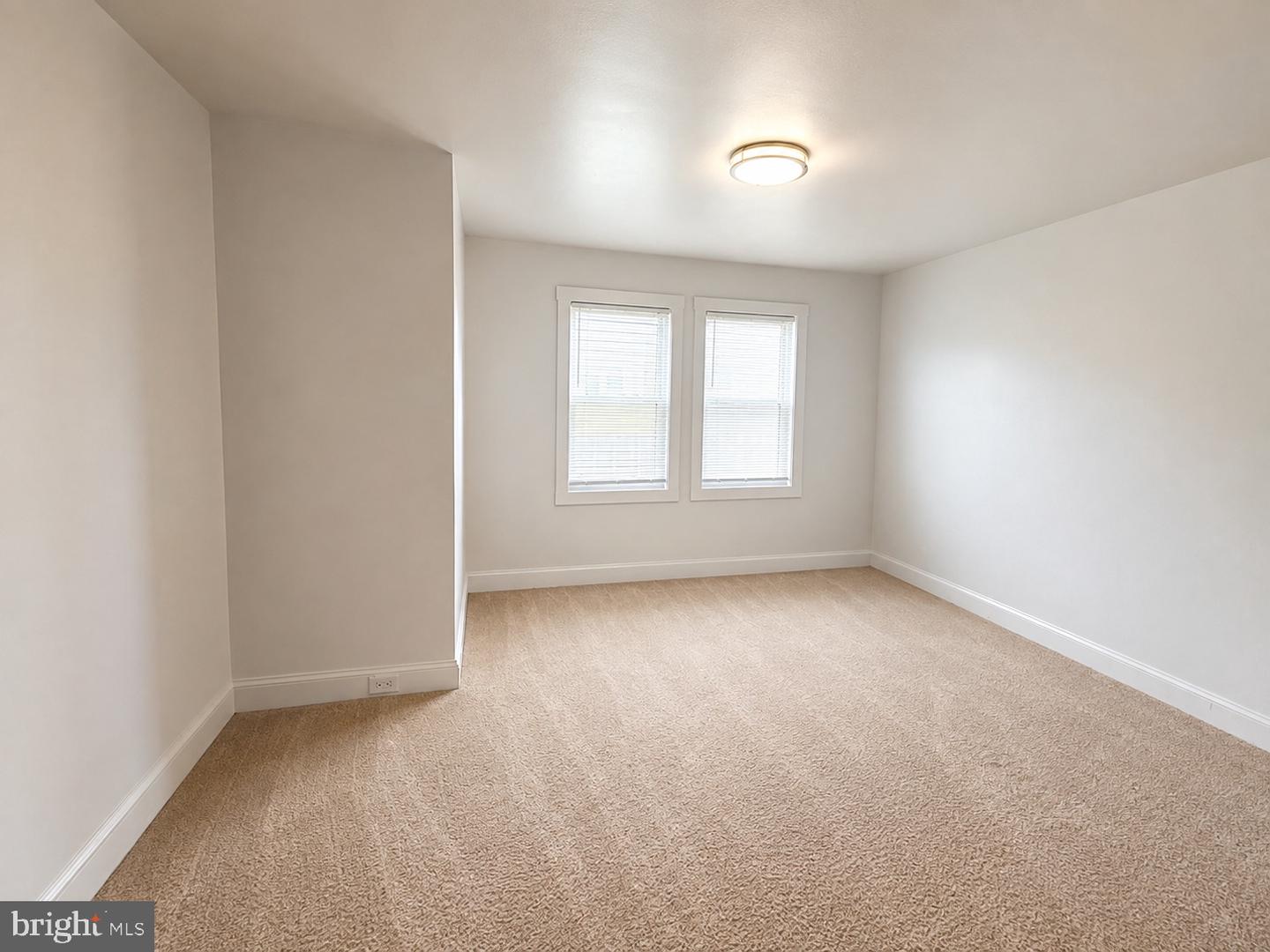 4047 Howland St Property Photo 17