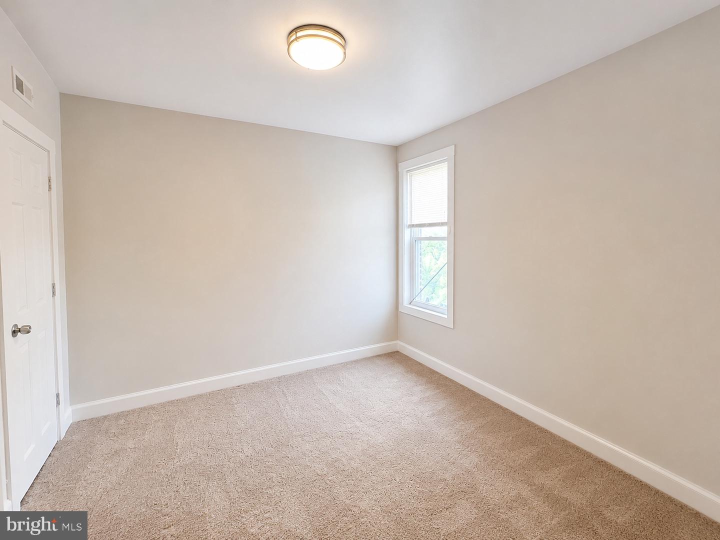 4047 Howland St Property Photo 19