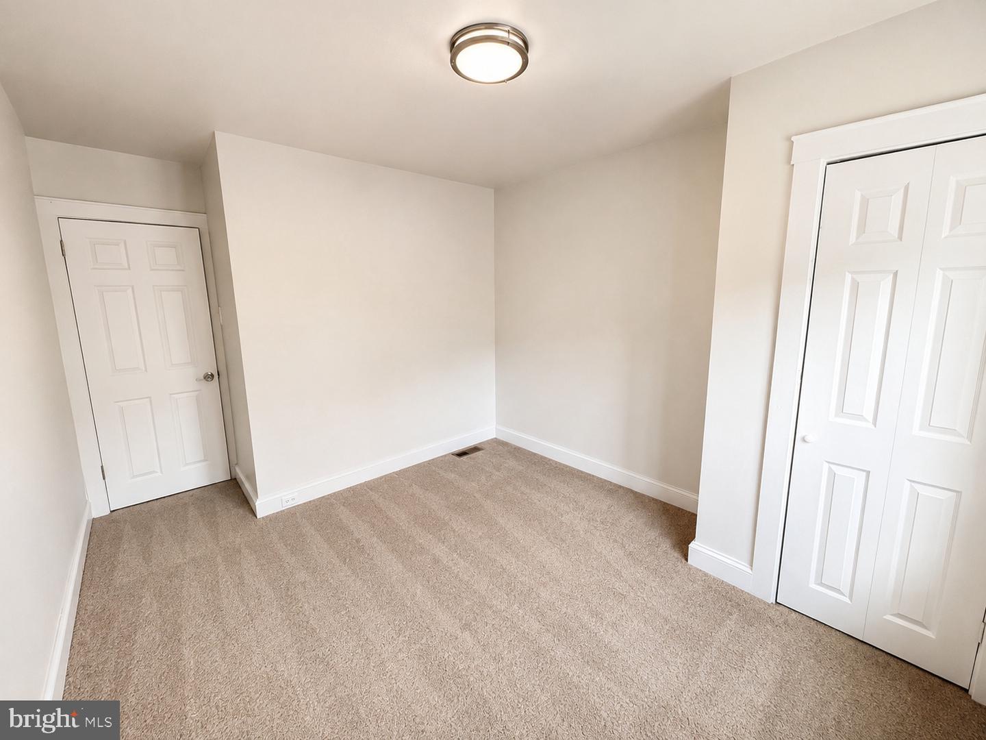 4047 Howland St Property Photo 22