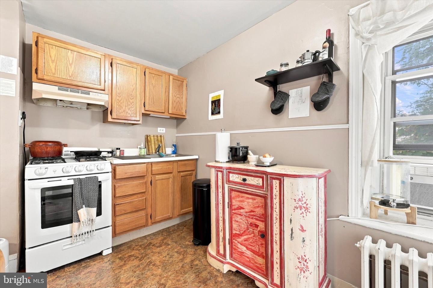 130 Sumac St Property Photo 42