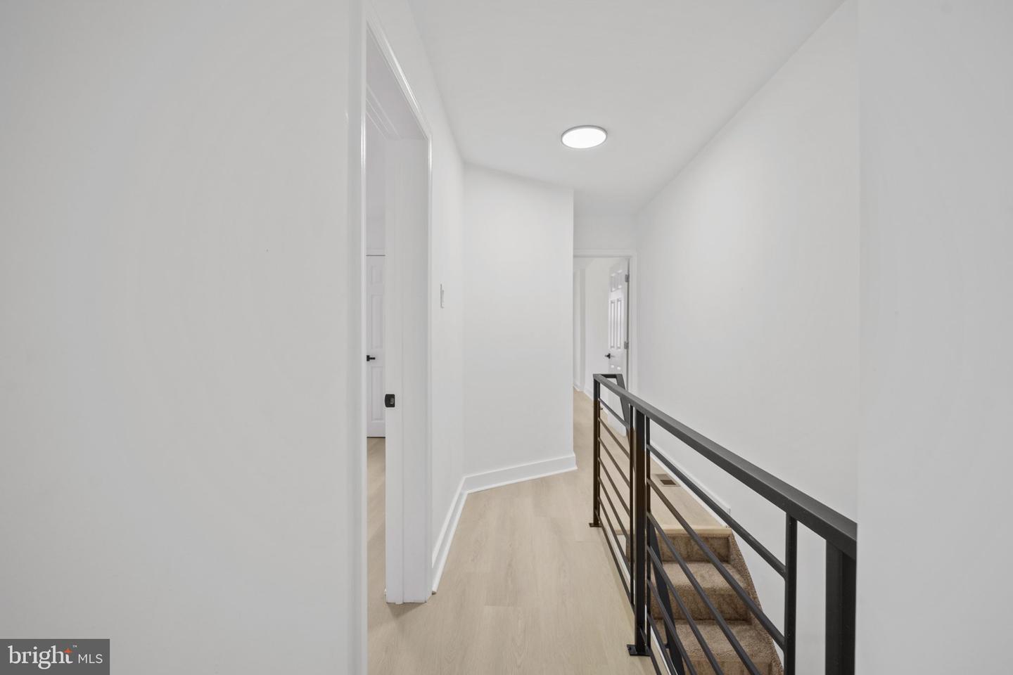 581 1/2 Rosalie St Property Photo 15