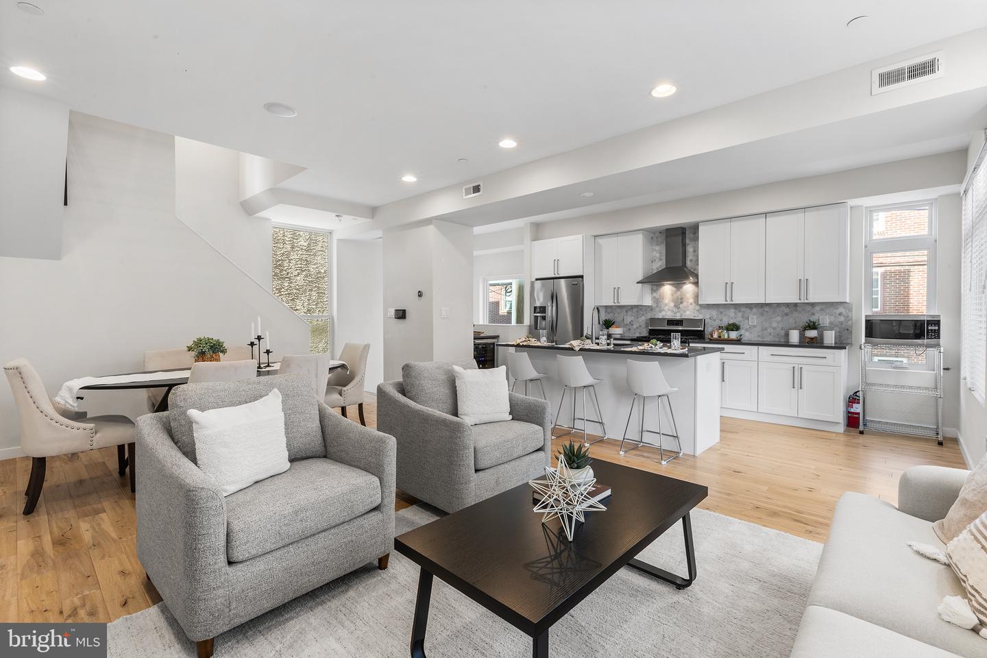 1108 Day St #a Property Photo 1