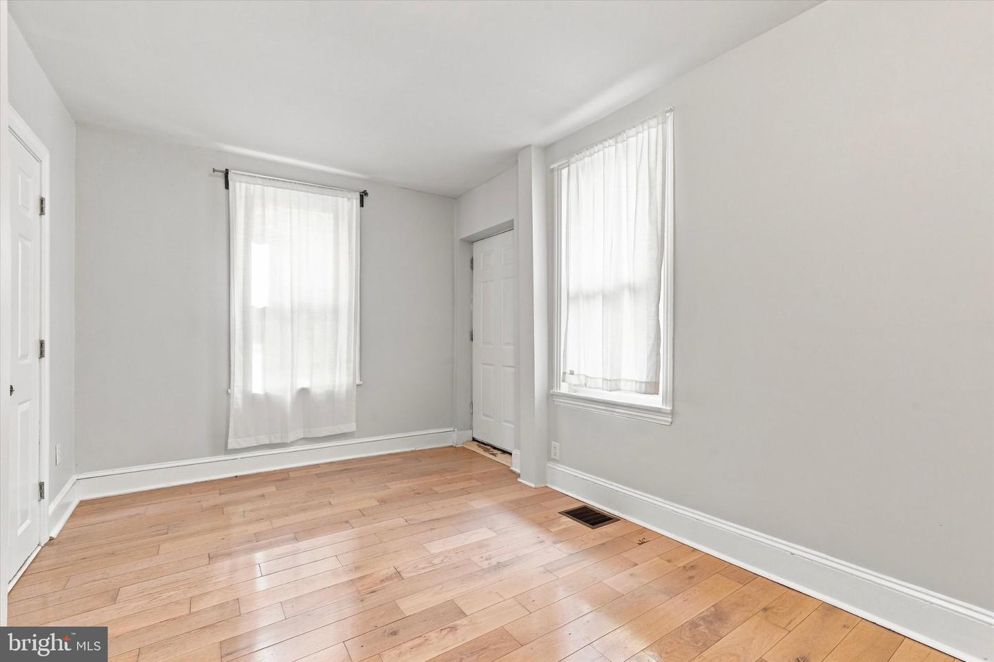 3713 Lancaster Ave Property Photo 13