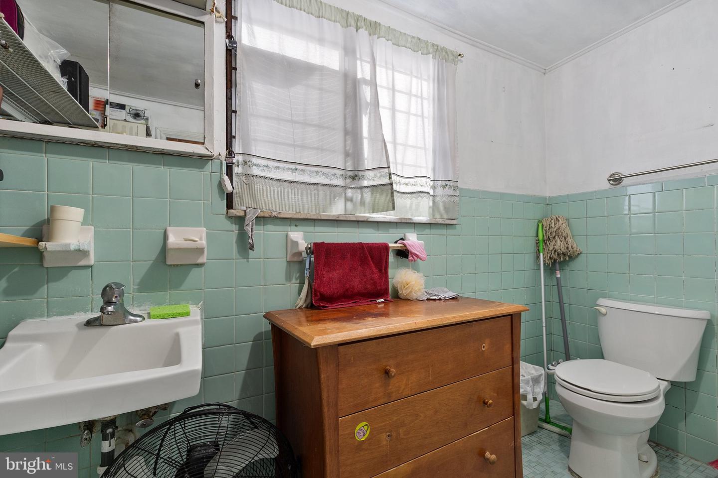1734 Pierce St Property Photo 12