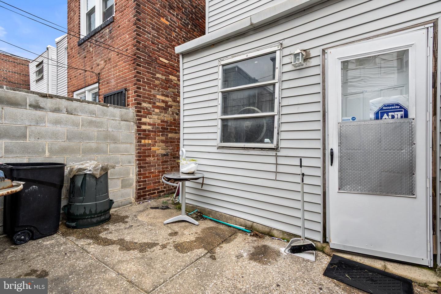 1734 Pierce St Property Photo 16