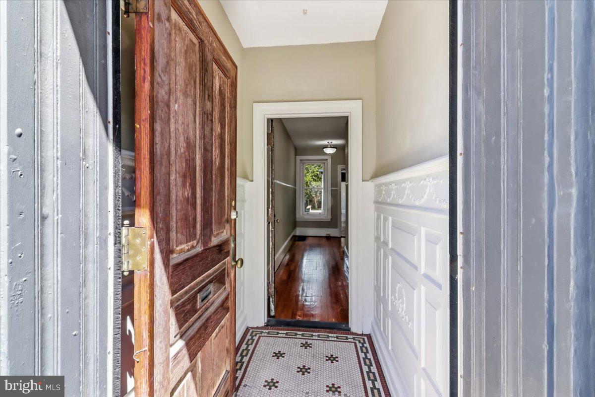 138 Rector St #a Property Photo 2