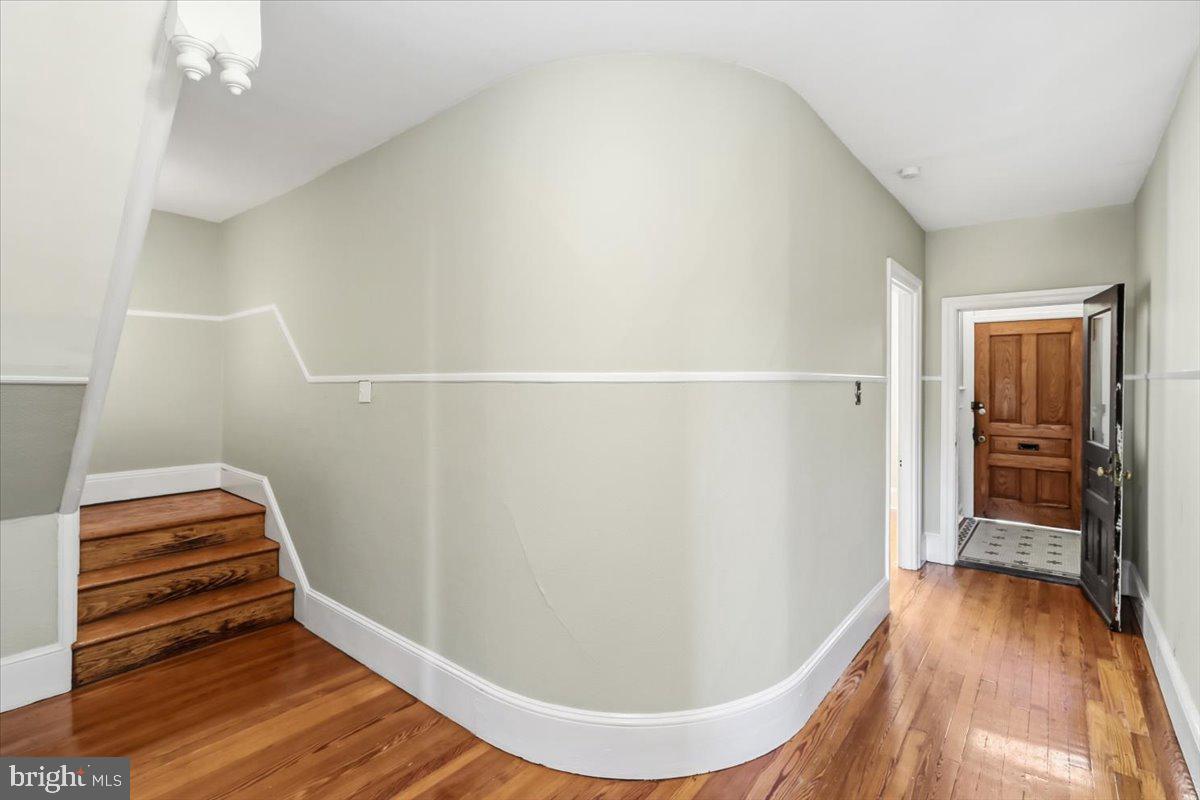 138 Rector St #a Property Photo 5